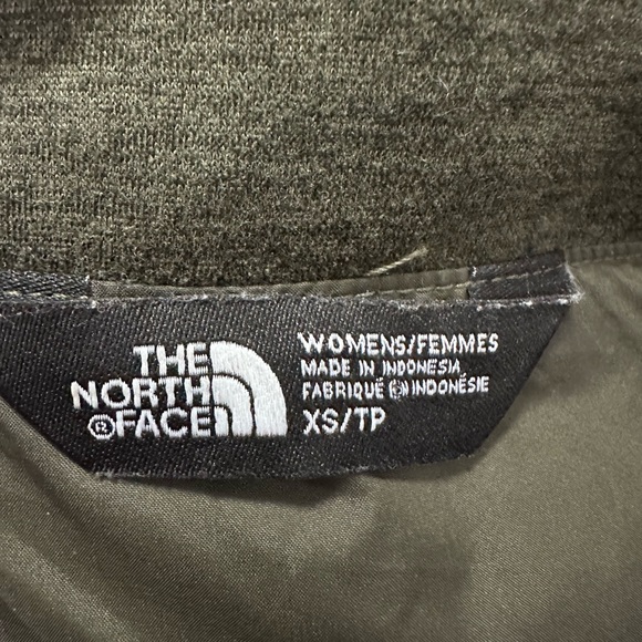 🧥 The North Face Jacket - Olive Green, Size XS 🌟 - Picture 8 of 11